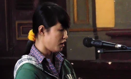 Phạm Thị Tứ tại tòa sáng 26/2. Ảnh: Tân Châu.