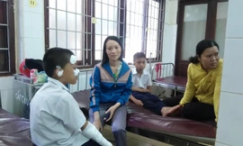 Các em học sinh bị bỏng được cấp cứu tại Bệnh viện Đa khoa tỉnh Đắk Lắk.