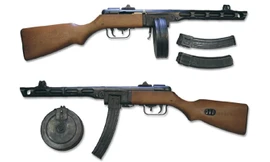 Tiểu liên PPSh-41 với hộp tiếp đạn hình trống và băng đạn cong. Ảnh: Wikimedia.