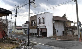 Futaba nằm cách nhà máy điện hạt nhân Fukushima Daiichi chỉ khoảng 1km. Ảnh Telegraph.