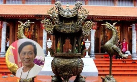 Bên trong nhà thờ tổ nghề sân khấu của Hoài Linh