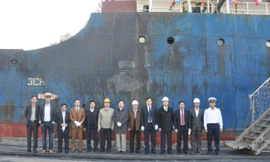 TKV đón tàu 'xông' cảng và tiêu thụ 33.700 tấn than