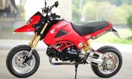 Sử dụng hàng loạt những "đồ chơi" hàng hiệu từ Nhật và Ducati, một biker tại Đài Loan đã "lột xác" thành công mẫu xe minibike Honda MSX 125.