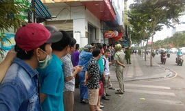 Người dân TP HCM háo hức đón Tổng thống Obama 