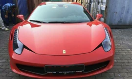 Thêm siêu xe Ferrari 458 Spider về Việt Nam