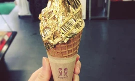 Cận cảnh kem bọc vàng ở Nhật Bản