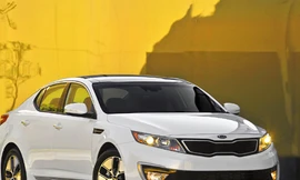 Kia báo giá Optima Hybrid tại Mỹ