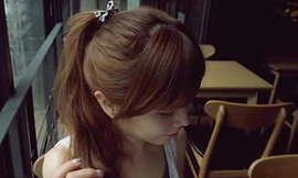 Làm điệu cho mái tóc bằng kẹp tóc họa tiết da báo