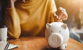 Nhiều người trẻ tự tin ra khỏi nhà mà... không mang theo ví