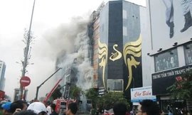 Hiện trường vụ cháy quán Karaoke tại phố Trần Thái Tông, Cầu Giấy