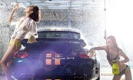 'Nghịch nước' với các nàng rửa xe quyến rũ