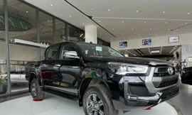 Rộ tin Toyota Hilux 2024 sắp bán tại Việt Nam