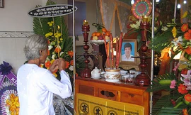 Đám tang nhà báo Hoàng Hùng: Nỗi đau xé lòng...