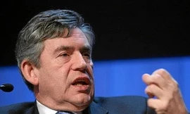 Cựu thủ tướng Anh cũng là nạn nhân báo 'lá cải'