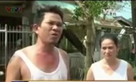 Clip: Những người Việt mắc kẹt ở tâm bão Tacloban