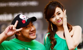 Midu nhí nhảnh bên Hiếu Hiền