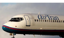 100 học sinh bị đuổi khỏi máy bay của hãng hàng không AirTran