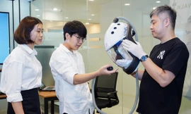 Mũ ngăn ngừa COVID-19 của hai học sinh Việt Nam vào Top 10 ICAN 2020