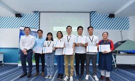 Sinh viên trường ĐH Bách khoa (ĐHQG TP. HCM) giành cú đúp eProjects 