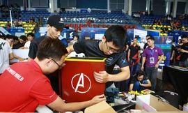 Tái khởi động Expert Challenge