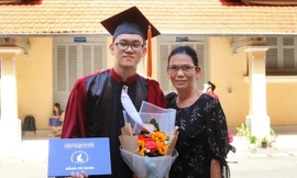 Thủ khoa “hai đầu” ở trường ĐH KHTN (ĐHQG TP. HCM) và bài tâm sự cảm động ngày tốt nghiệp