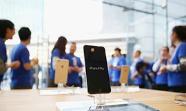 Điện thoại của hãng Apple là một trong những mặt hàng bị tẩy chay. Ảnh: Fortune