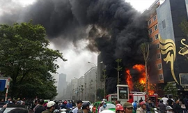 Vụ cháy quán karaoke ở địa chỉ 68 phố Trần Thái Tông (quận Cầu Giấy) làm 13 người chết hồi năm 2016. Ảnh: PV