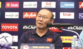 HLV Park Hang seo tại cuộc họp báo. Ảnh: HỮU PHẠM