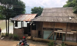 Nhiều hộ dân đóng cửa đi ở nhờ chờ hỗ trợ tiền di chuyển đến khu tái định cư