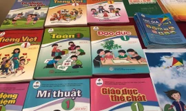 Giá SGK lớp 1 mới cao hơn SGK lớp 1 hiện hành khoảng 2-3 lần (Ảnh minh họa) 