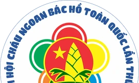 Hoa thơm dâng Bác