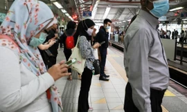 Thế giới chật vật chống dịch Covid-19