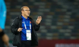 Lương bổng HLV Park Hang Seo: VFF cần minh bạch thu chi