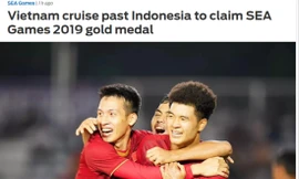 Tờ Fox Sports phiên bản châu Á giật tít: “Việt Nam nhẹ nhàng vượt qua Indonesia để giành huy chương vàng SEA Games 2019”