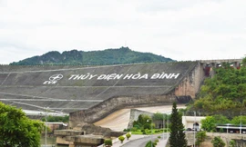 Thủy điện Hòa Bình hiện nay. Ảnh: Hồng Vĩnh