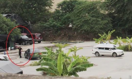 Sân tập, dạy lái xe “chui” tại số 312 Nguyễn Xiển vẫn hoạt động tấp nập những ngày qua. Ảnh: A.Trọng