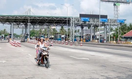 Dự án BOT tuyến tránh Cai Lậy (Tiền Giang) tới nay vẫn chưa thể thu phí, khoản vay đang tạo thêm sức ép lên chủ đầu tư, ngân hàng 
