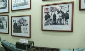 Trầm tích đường Hồ Chí Minh trên biển