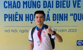 Thành tích ấn tượng của 'cậu bé toán học' dự Phiên họp giả định Quốc hội trẻ em