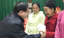 Quỹ Thiện Tâm, Báo Tiền Phong, Tỉnh Đoàn Thanh Hoá tặng 1.000 suất quà cho người nghèo dịp Tết