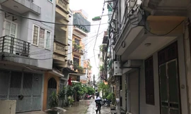 Sau vụ cháy Cty Rạng Đông: Dân bức xúc vì có nhà mà không dám về