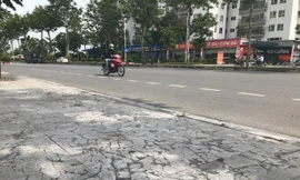 Hà Nội lên tiếng về tình trạng đá lát vỉa hè xuống cấp dù mới sử dụng