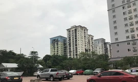 Xử lý bãi xe không phép ở sân 3 toà chung cư tái định cư Đền Lừ