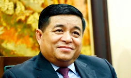 Bộ trưởng KH&ĐT Nguyễn Chí Dũng lần 3 âm tính Covid-19