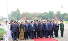 Lãnh đạo Đảng, Nhà nước vào Lăng viếng Chủ tịch Hồ Chí Minh