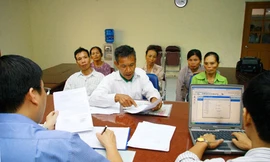 Không quay phim cán bộ tiếp dân nếu không được 'cho phép'