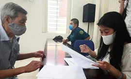 Hà Nội: Lao động tự do được hỗ trợ không phải xin xác nhận ở quê