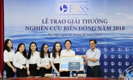 Báo Tiền Phong đạt giải xuất sắc viết về biển Đông