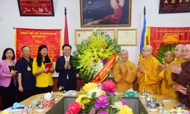 Bí thư Hà Nội chúc mừng Đại lễ Phật đản 2020