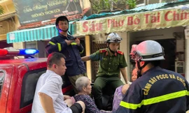 Hà Nội: Di chuyển Bệnh viện Hoè Nhai và Medlatec khỏi khu vực ngập úng